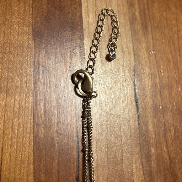 Beautiful gem necklace, gold tone from Stitch Fix - Picture 3 of 4